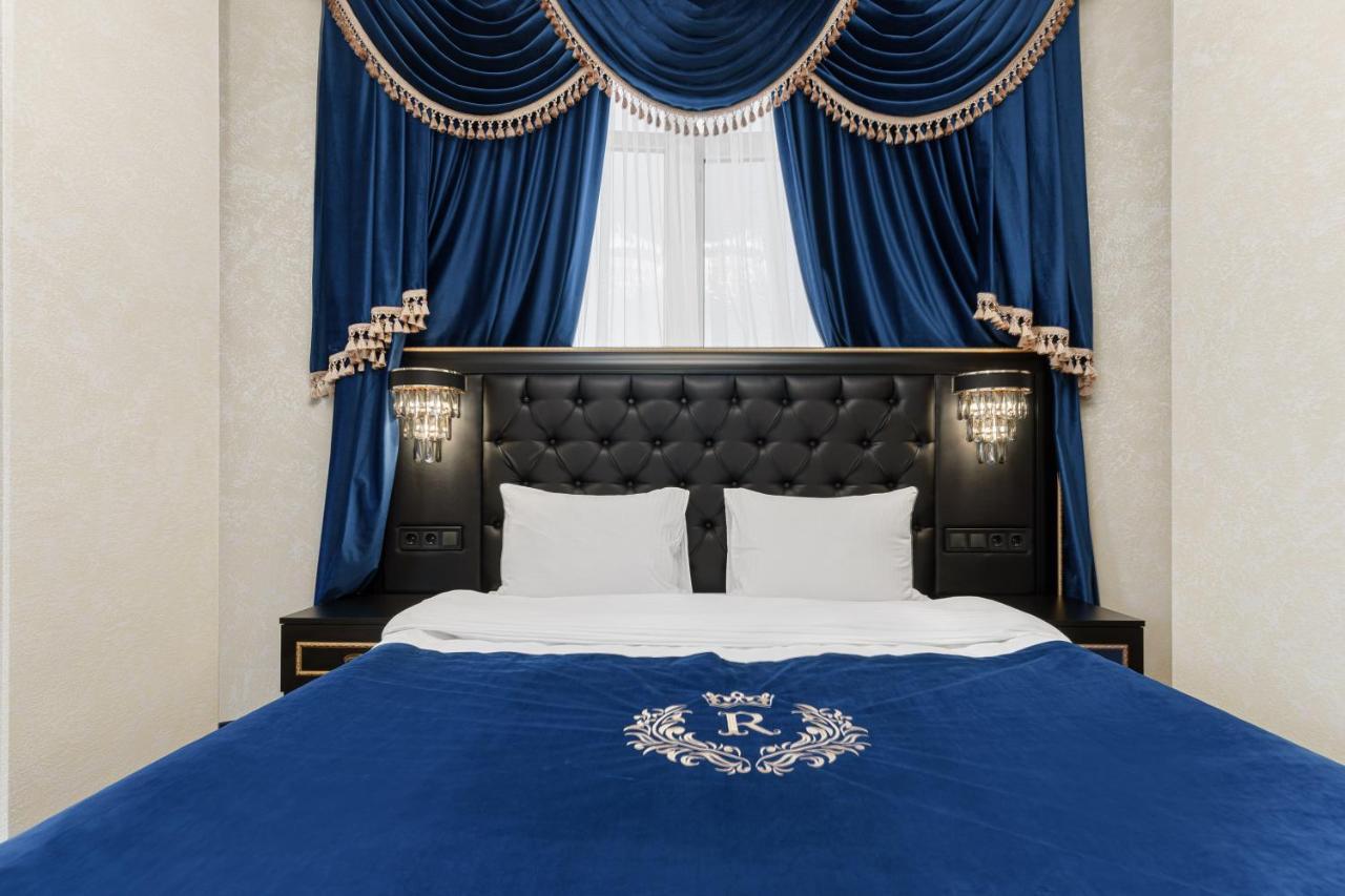 Apart Hotel D'Monica Odessa Extérieur photo