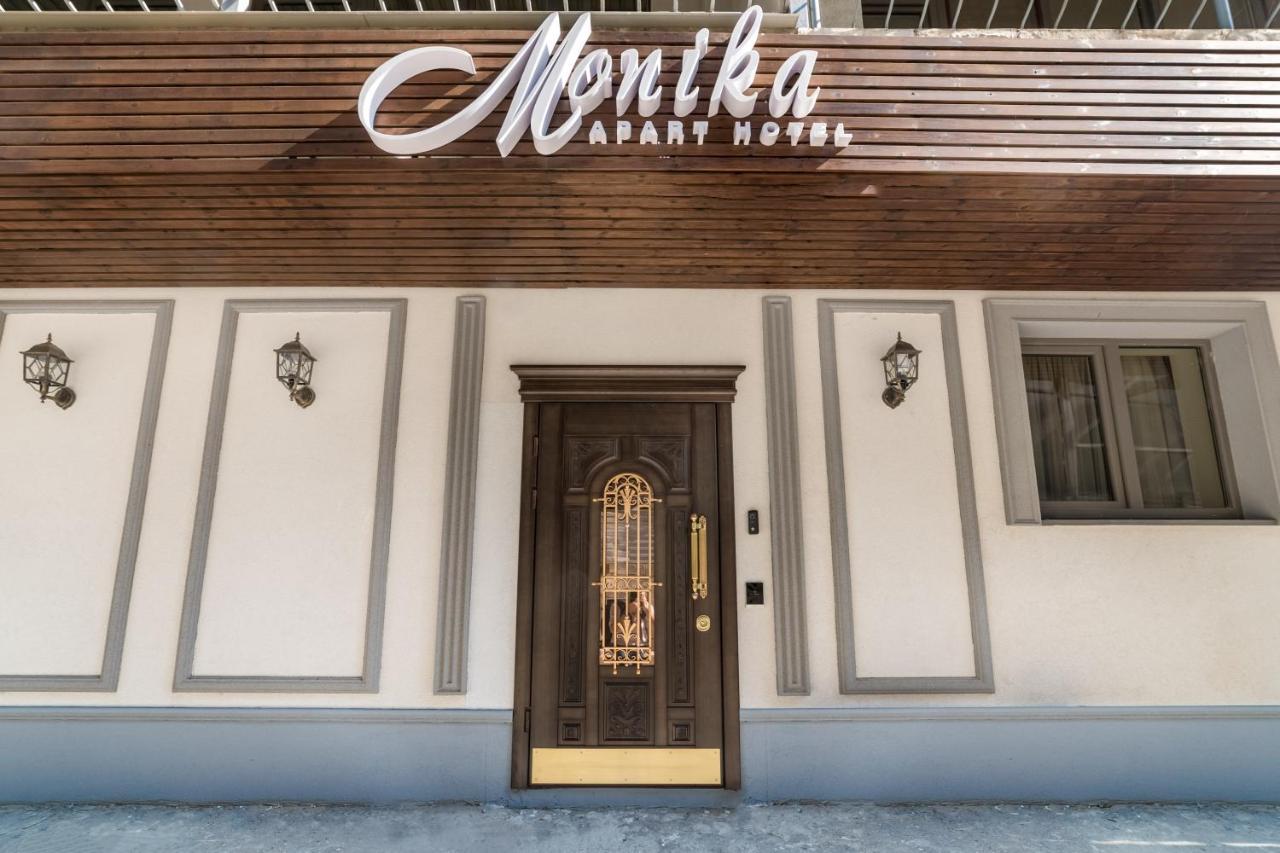 Apart Hotel D'Monica Odessa Extérieur photo